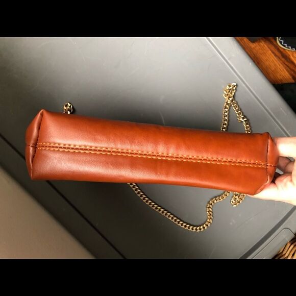 Zara Trafaluc Cognac Colour Crossbody Purse W/ Gold Chain - Picture 4 of 5